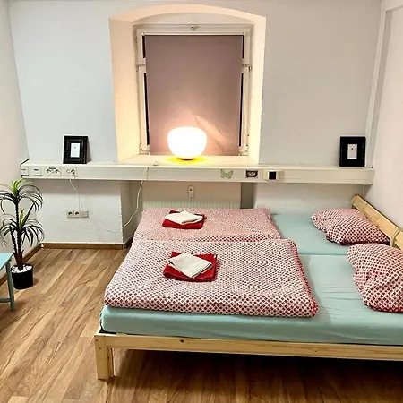 Sweethome - Ferienwohnung Homestay *