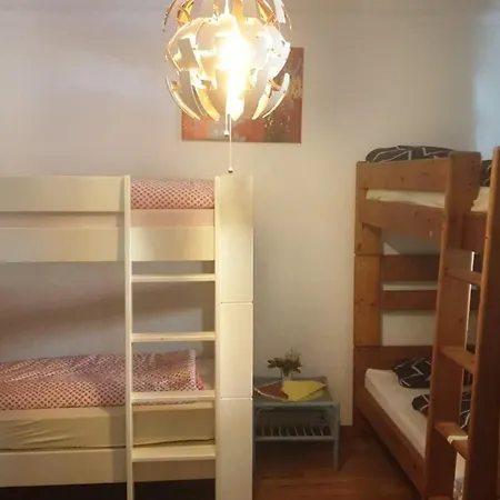 Sweethome - Ferienwohnung Homestay